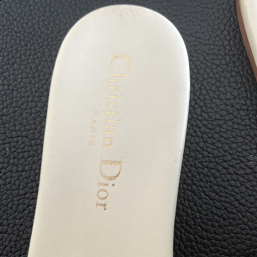 DIOR Montaigne Mule in Calfskin off white size 8.5 - Picture 5 of 7